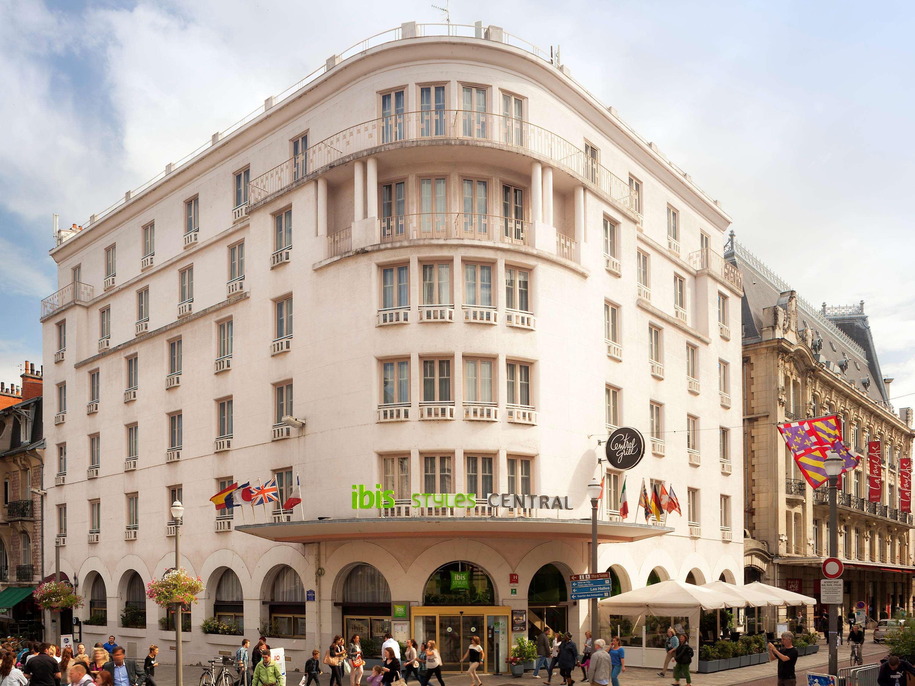 Ibis Styles Dijon Central Exterior foto